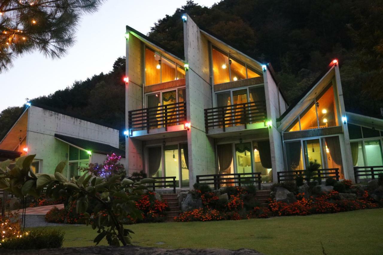 Moon On The Cloud Villa Yeongwol Dış mekan fotoğraf